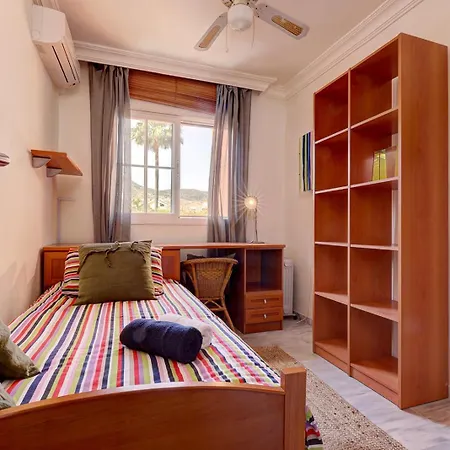 度假居 Traditional Townhouse, 4 Bed With Terraces And Private Bbq