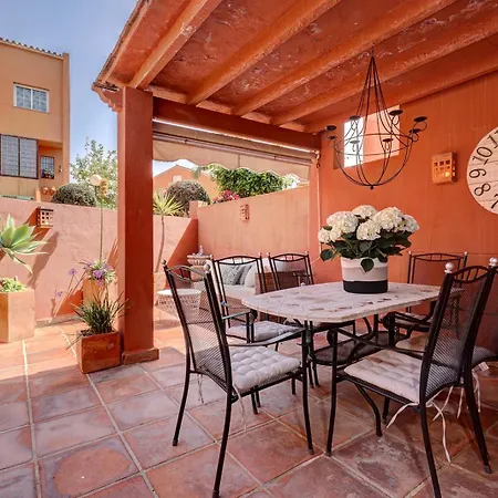 度假居 Traditional Townhouse, 4 Bed With Terraces And Private Bbq *