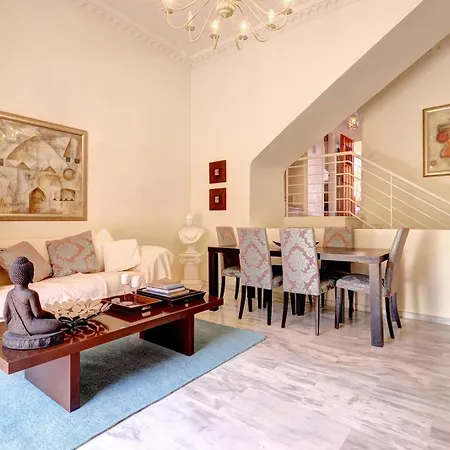Traditional Townhouse, 4 Bed With Terraces And Private Bbq 度假居 贝纳尔马德纳